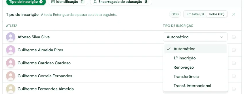 Tabela aberta no tipo de inscrição, com as opções Automático, 1.ª inscrição, Renovação, Transferência e Transferência internacional