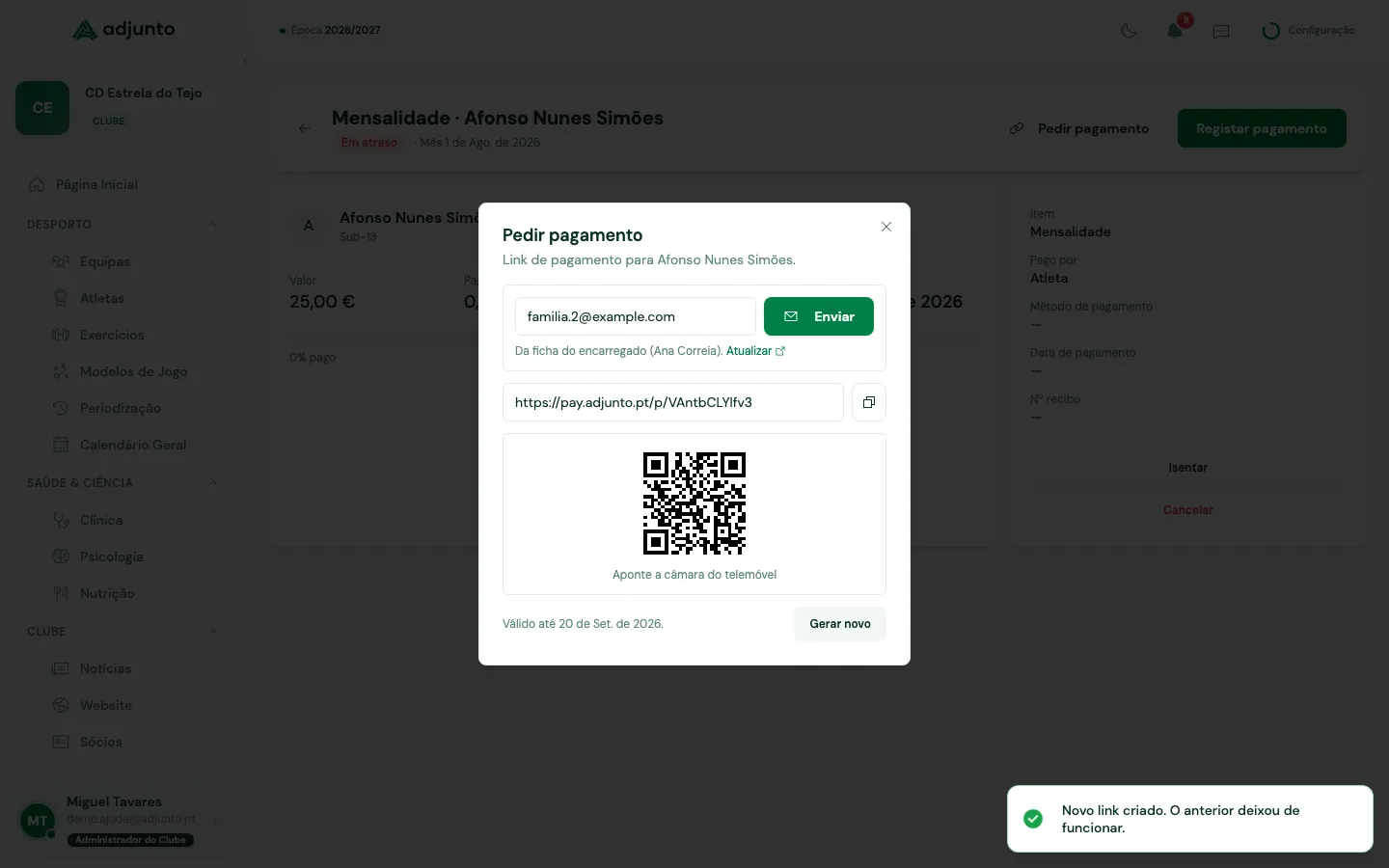 Diálogo Pedir pagamento, com o email do encarregado pré-preenchido, o link e o QR code